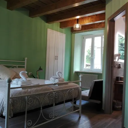 Eden 4* קנוביו