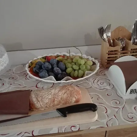 Eden לינה וארוחת בוקר קנוביו