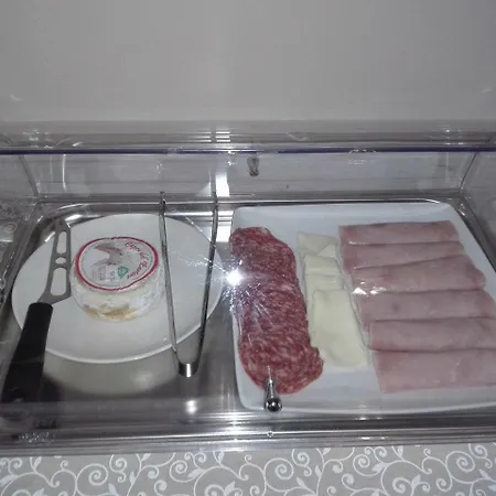 Eden לינה וארוחת בוקר 4*